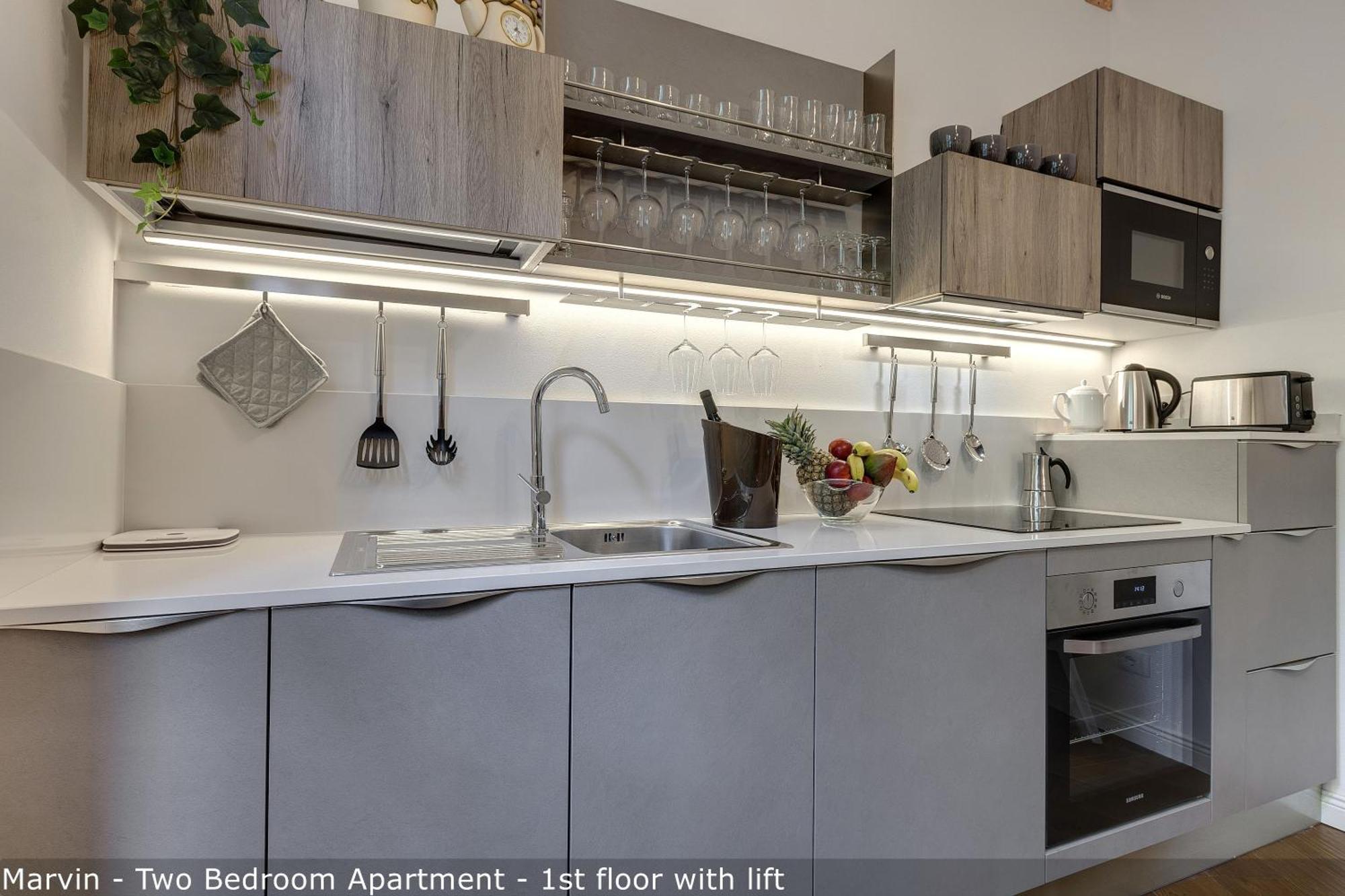 Bonnie - Clyde - Marvin Apartments By Mamo ฟลอเรนซ์ ภายนอก รูปภาพ