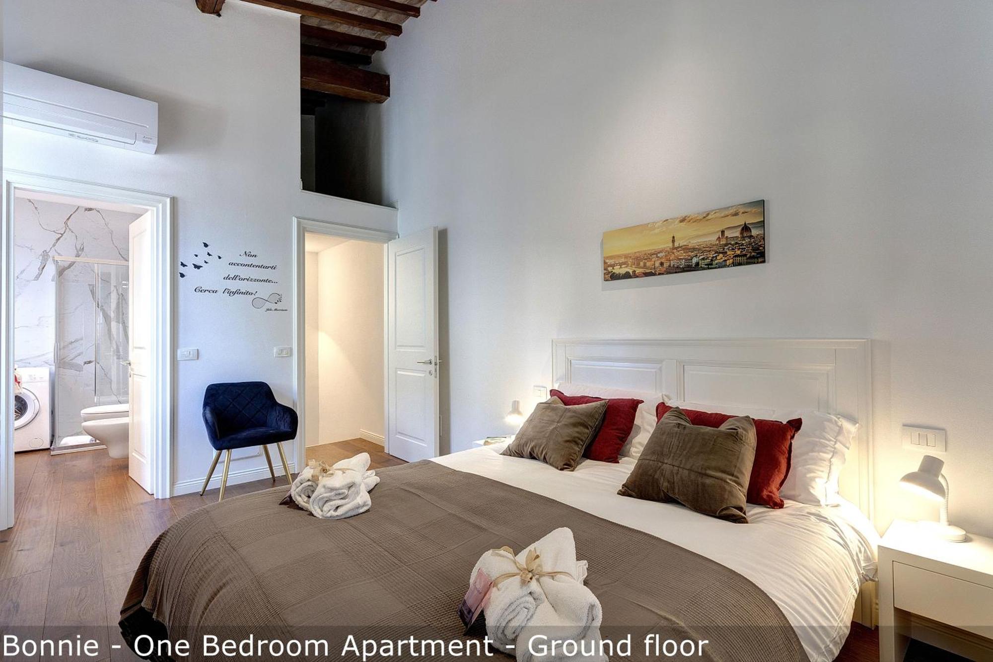 Bonnie - Clyde - Marvin Apartments By Mamo ฟลอเรนซ์ ภายนอก รูปภาพ